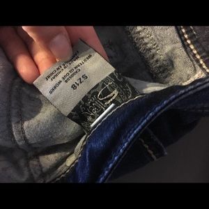 Silver capris, like new